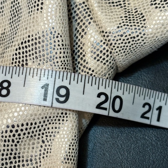 Sharon Young Ivory & Gray Animal Print belted jacket w/ front pockets size M - Picture 10 of 12